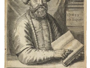 Print engraving of man in turban pointing to open book with Dutch and French text underneath.